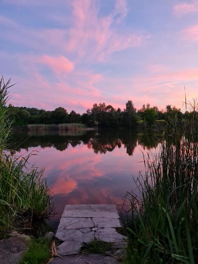 Domek Nad Woda Liliput يلينيا غورا المظهر الخارجي الصورة
